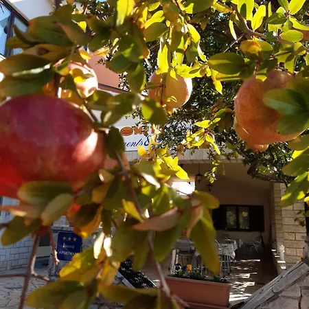 Pometo I Πόρετς